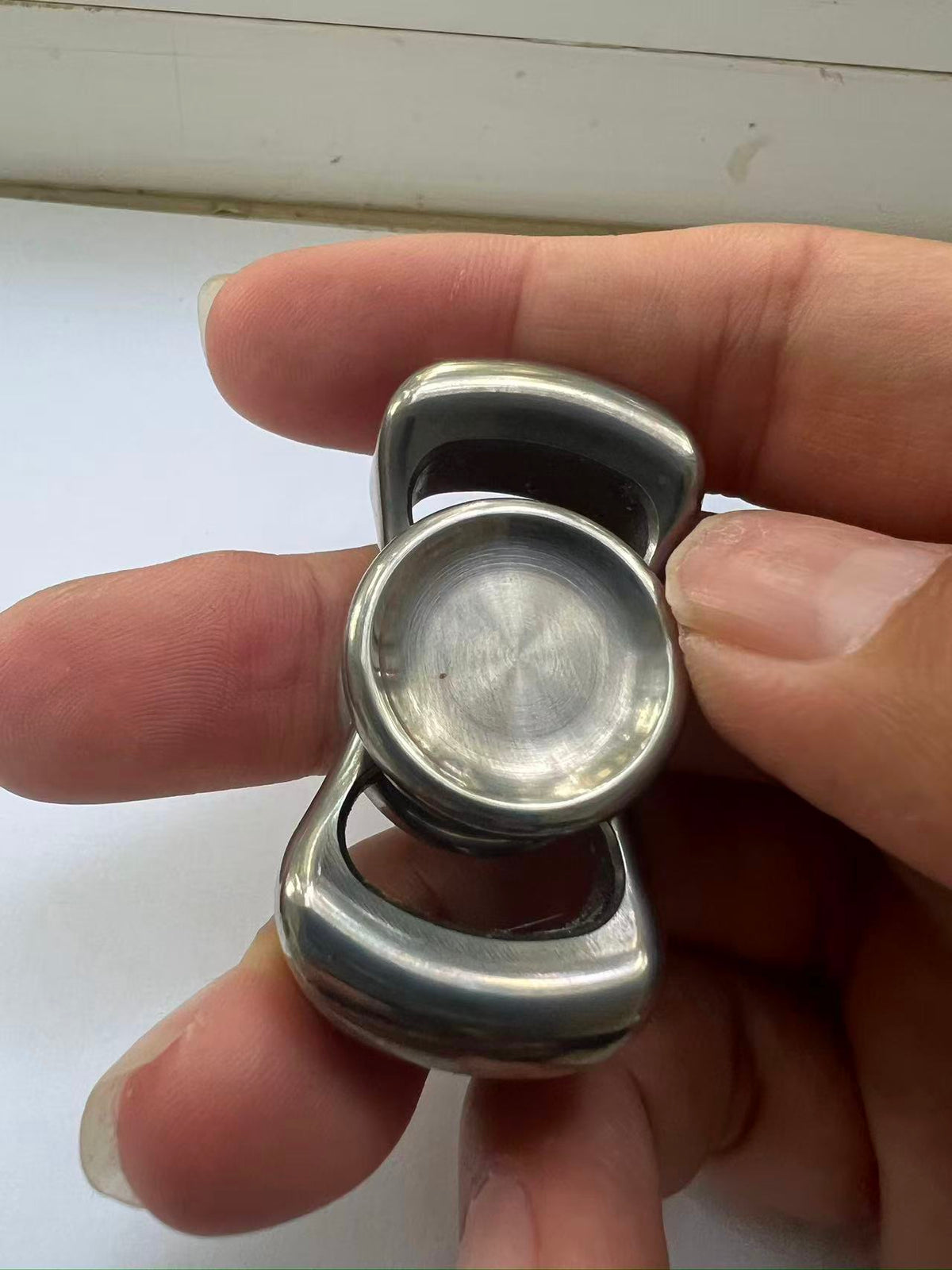 Two-Leaf Horizon Tungsten