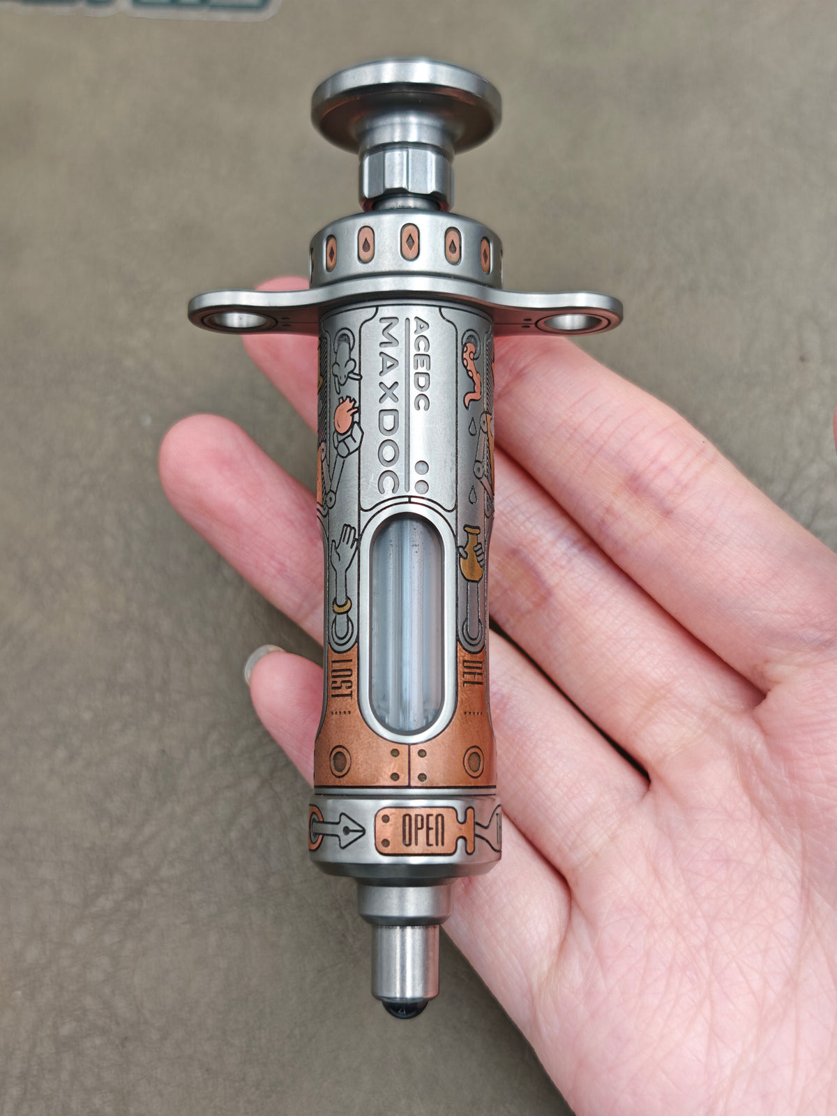 Maxdoc Titanium Engraved