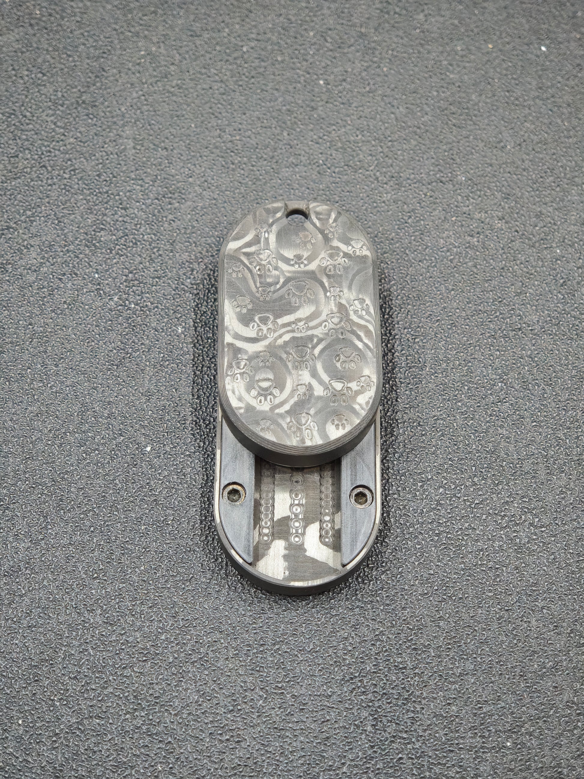 F2 Carbon Damascus