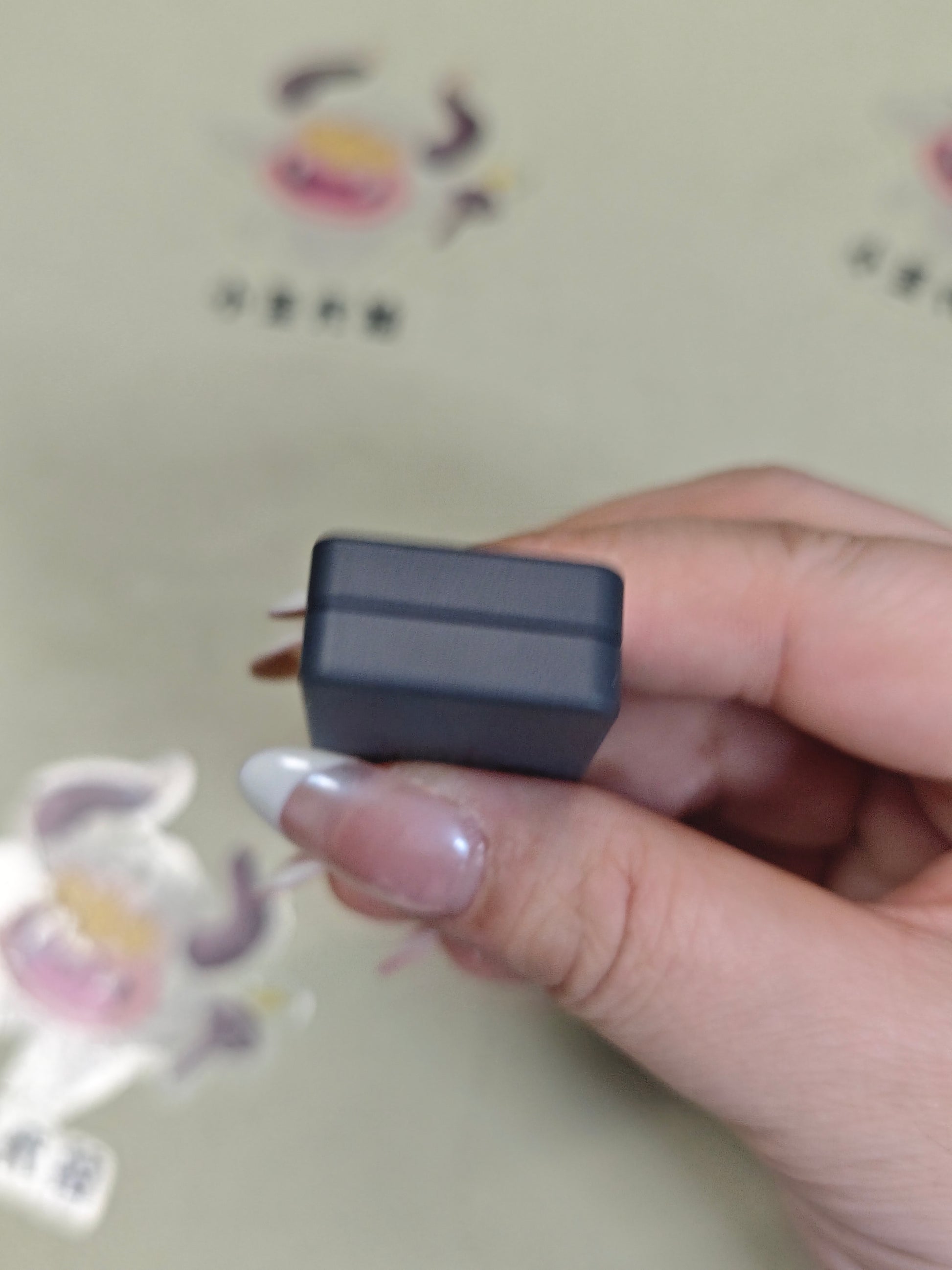 Mute Zirconium