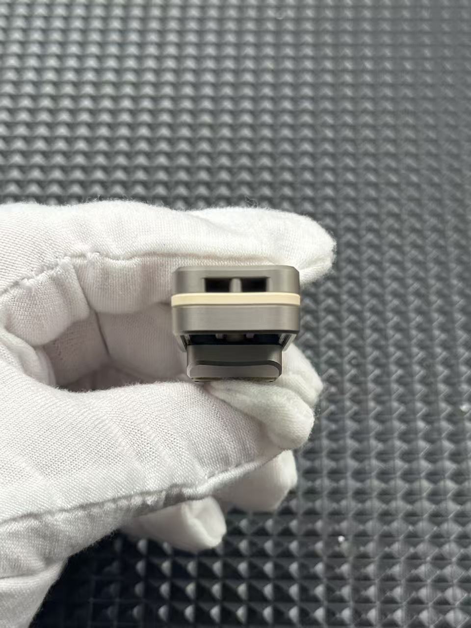 Snake Push 1.0 Titanium