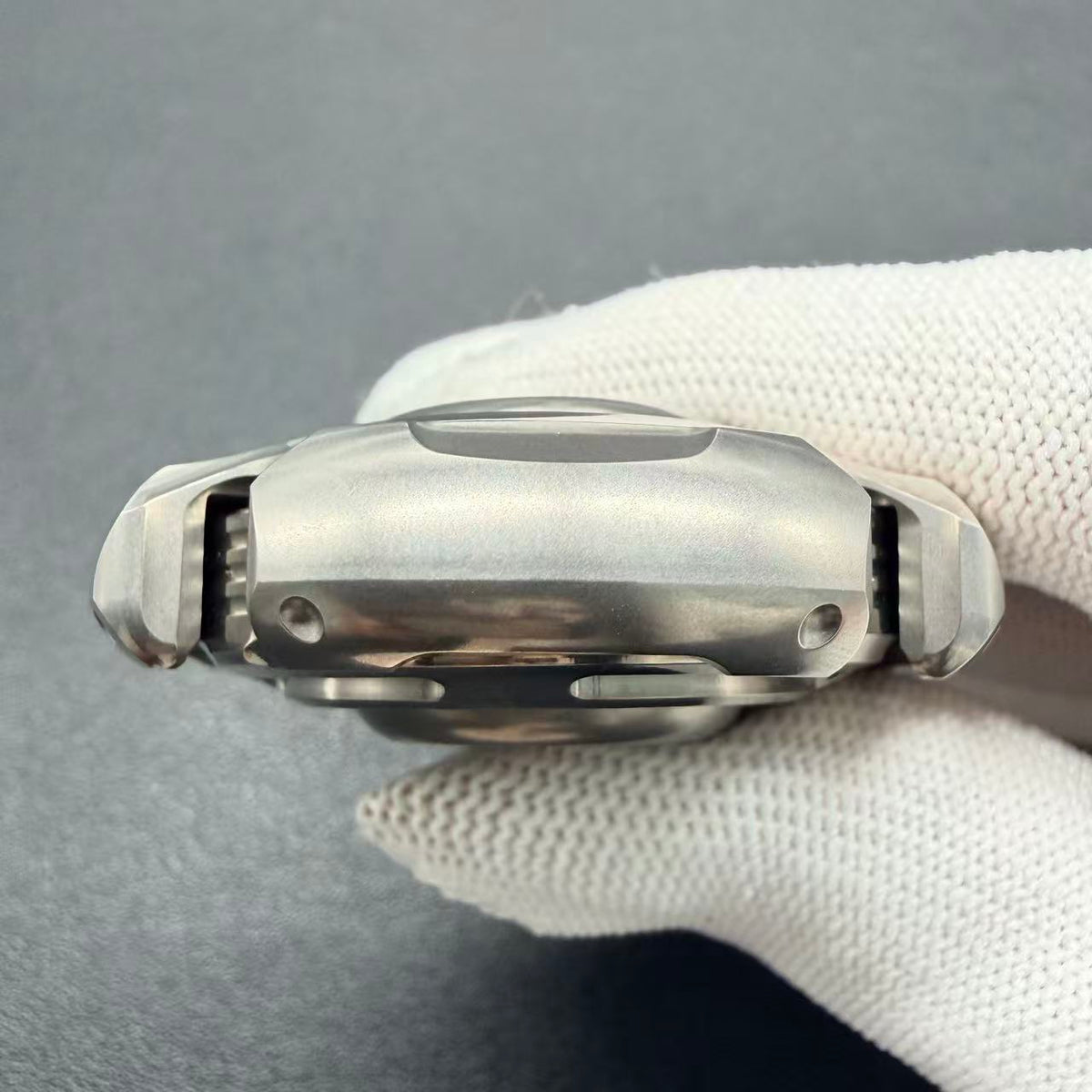 Resonance Titanium