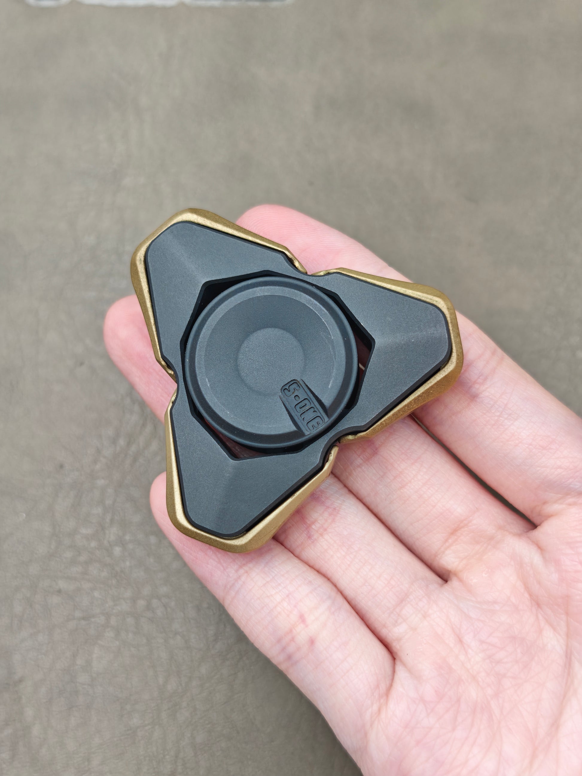 Qs Zirconium