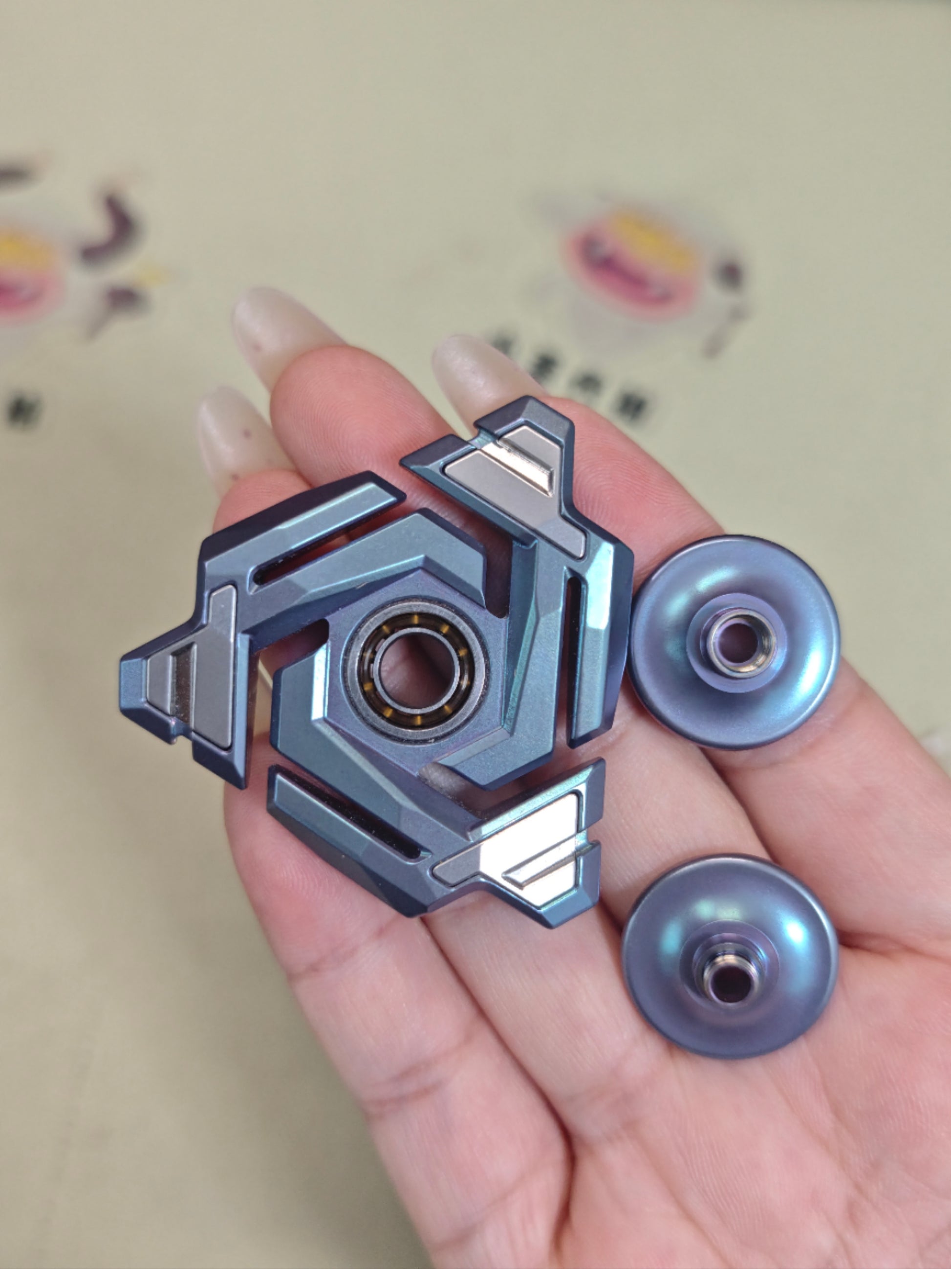 Ouroboros Titanium