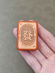 Mahjon Resin