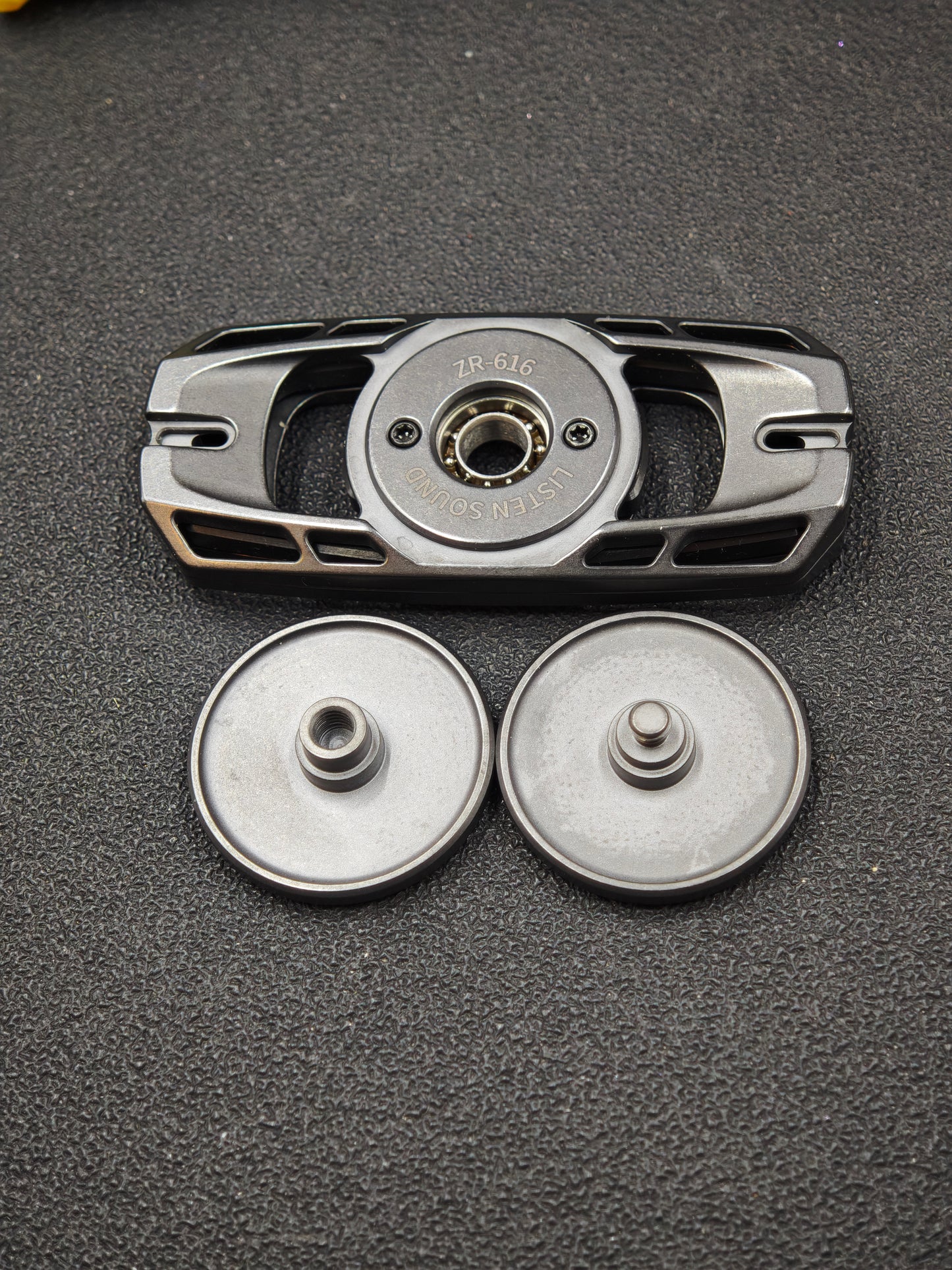 Ling Yin Zirconium Titanium