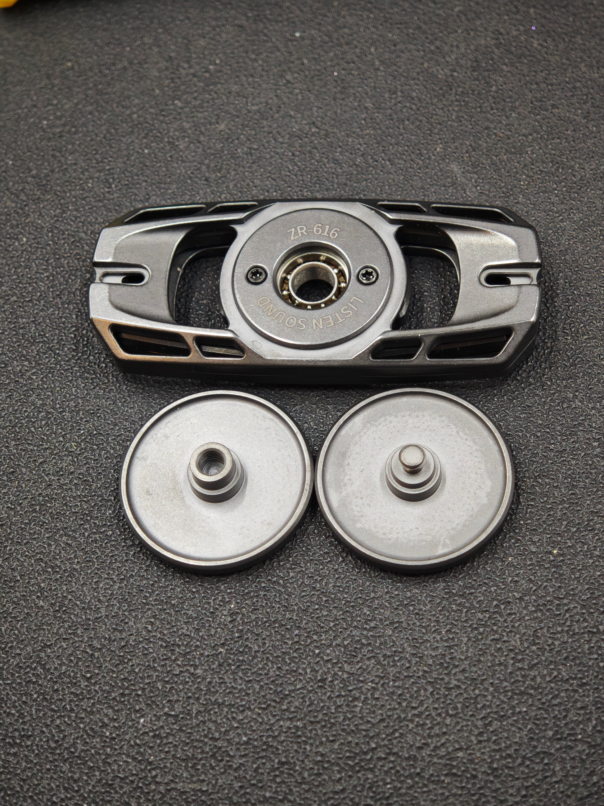 Ling Yin Zirconium Titanium