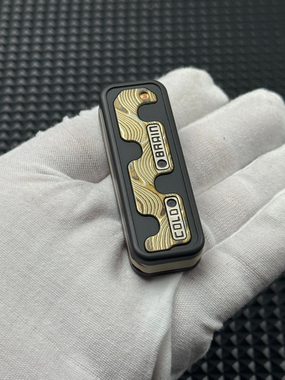 Snake Zirconium