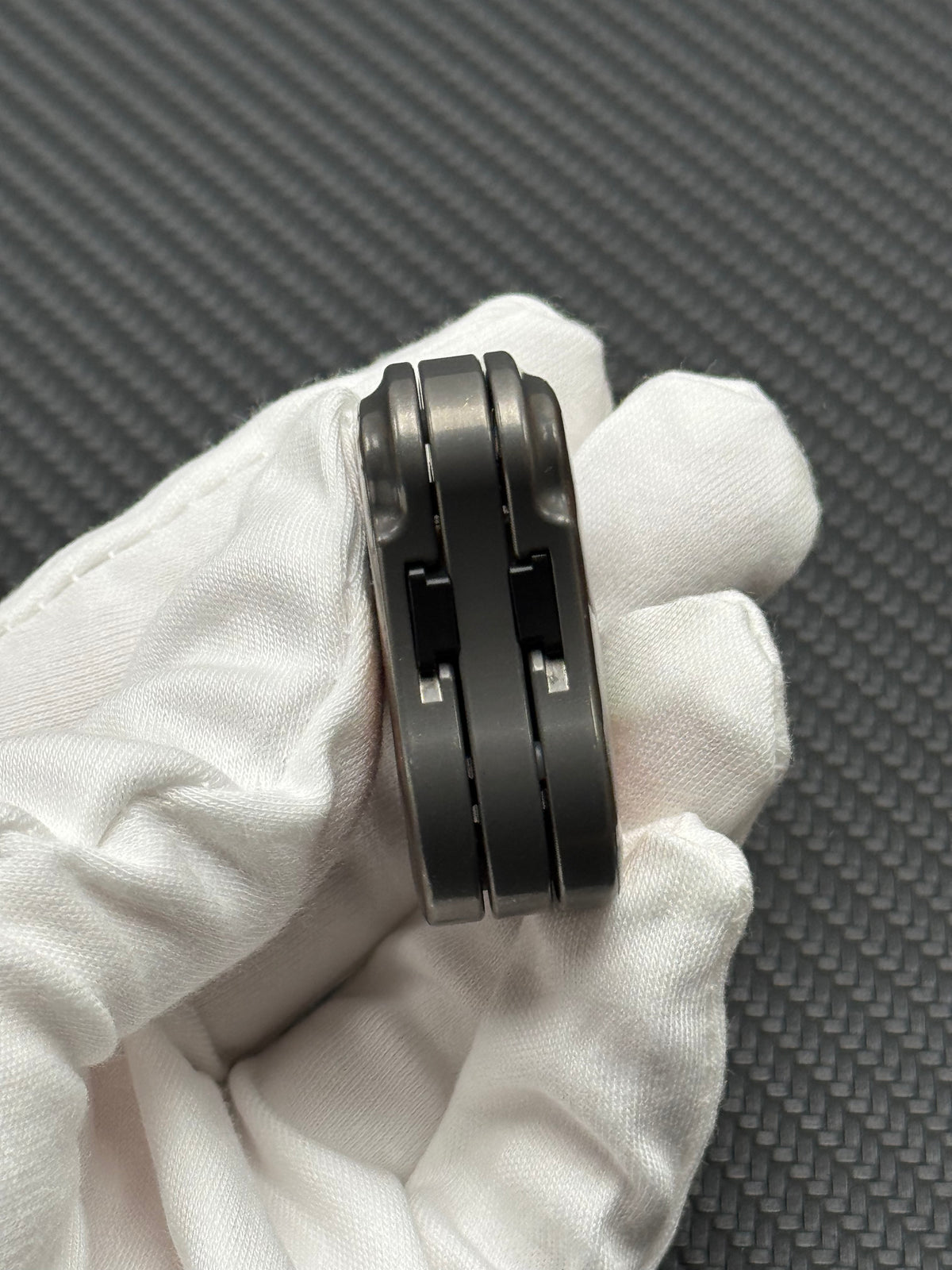 Balled Shell Stainless Steel Stonewashed Resin-Sealed