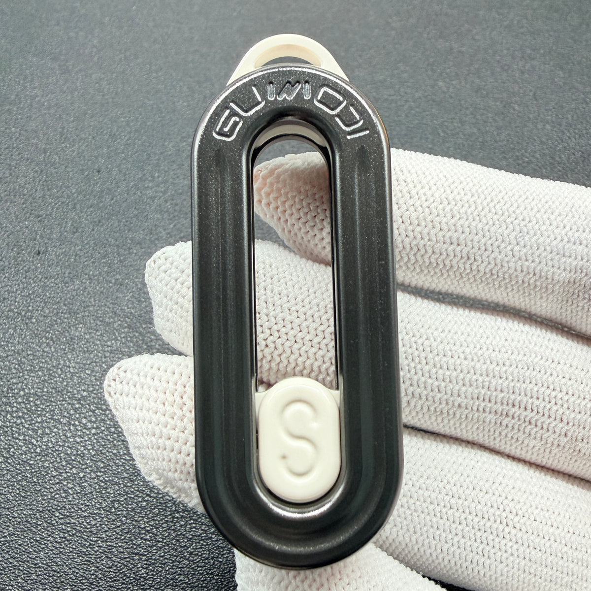 Kong Zirconium