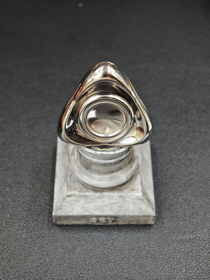 Crossing Stainless Steel Polished