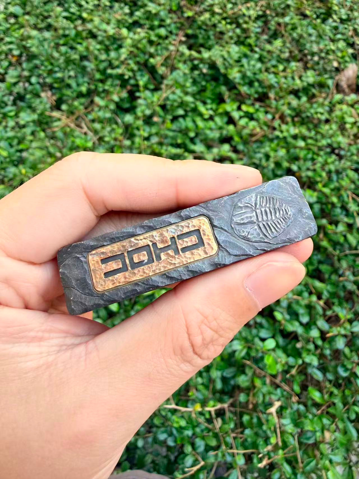Choc Zirconium Stone Textured Engraved