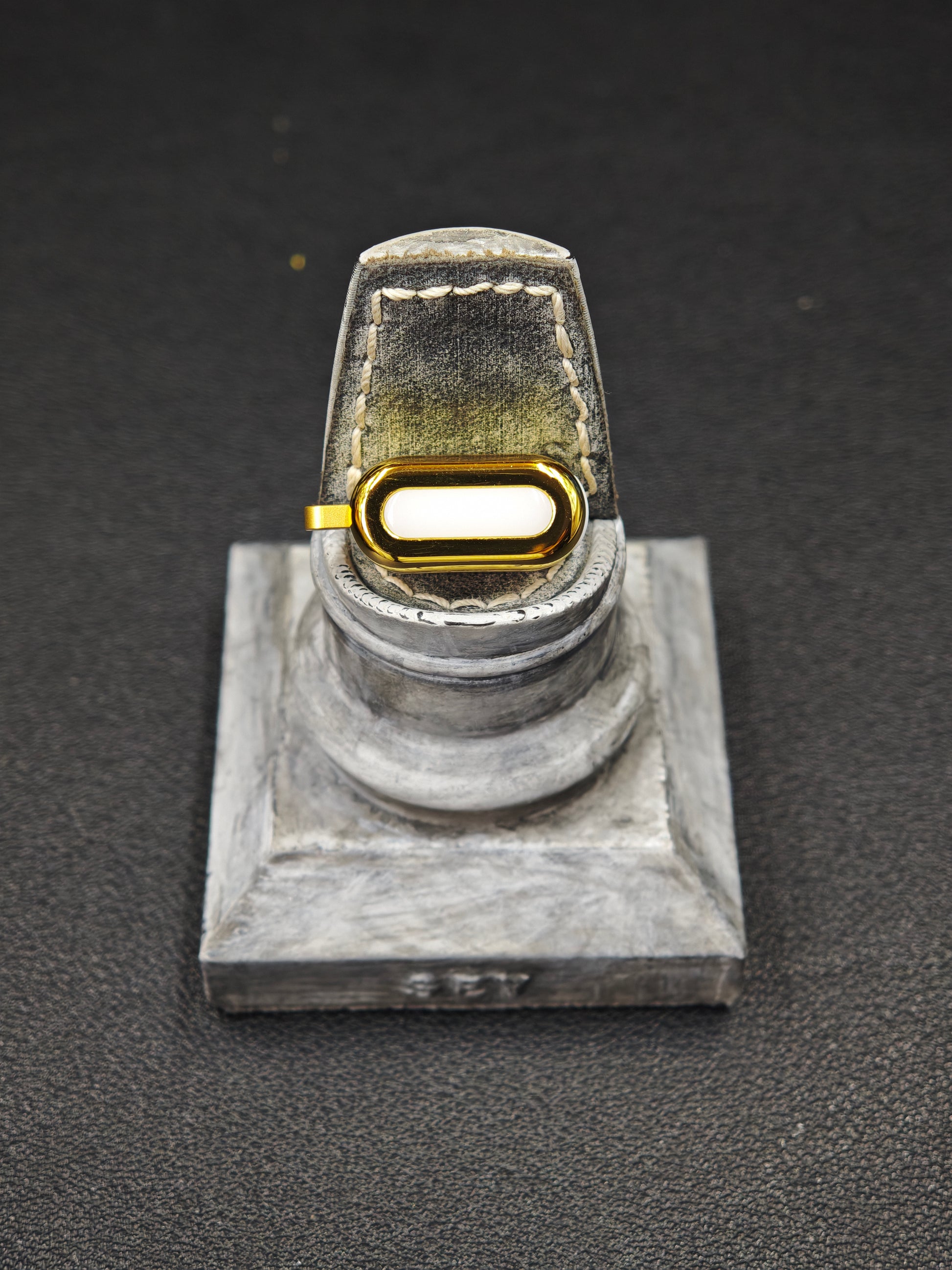 Bean Z Titanium Gold Plated
