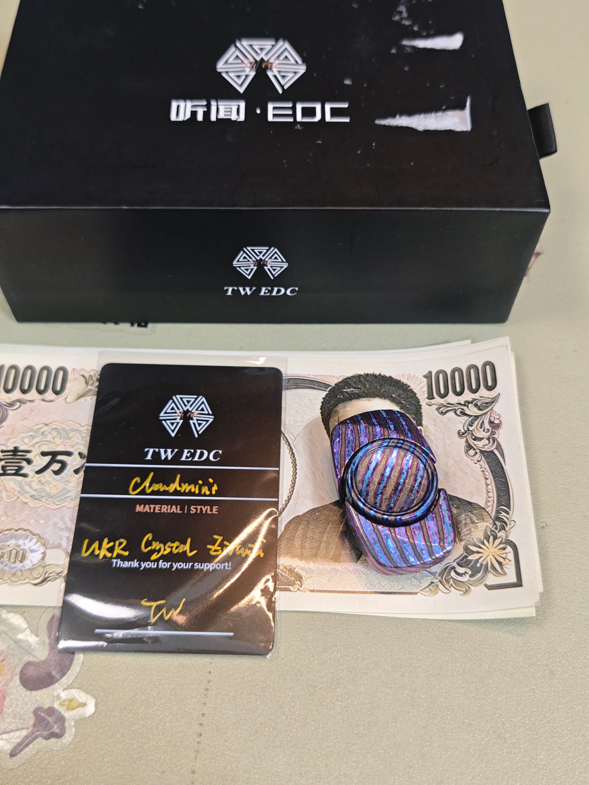 Premium Exquisite Cloud Crystallized Zirconium