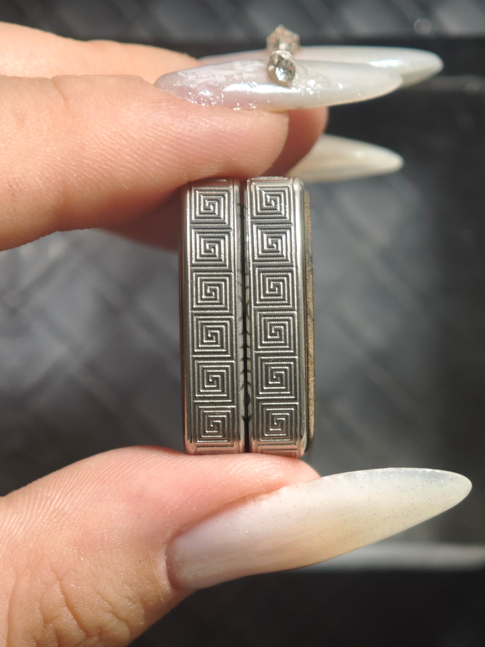 Root Three Titanium