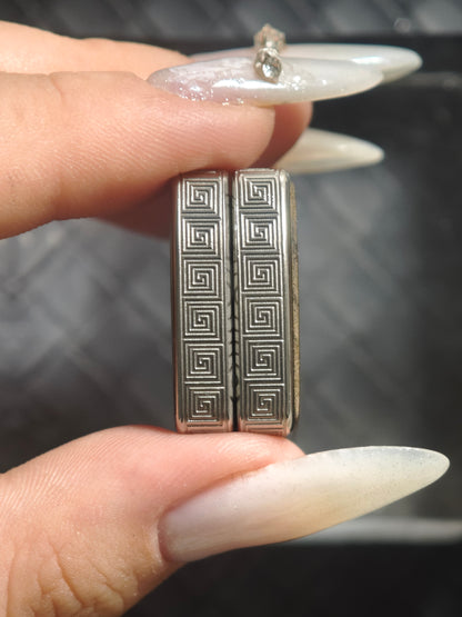 Root Three Titanium