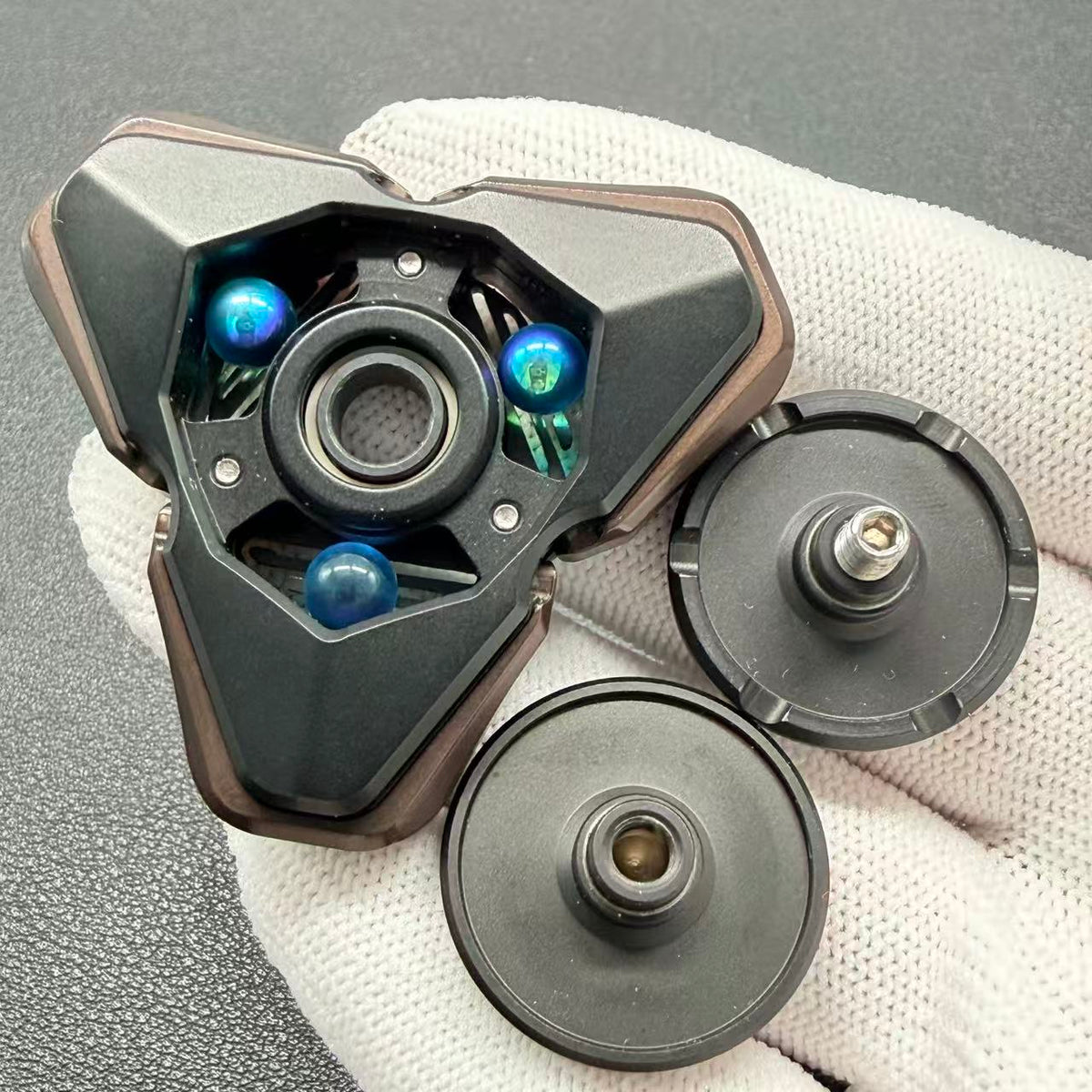 Qs Titanium