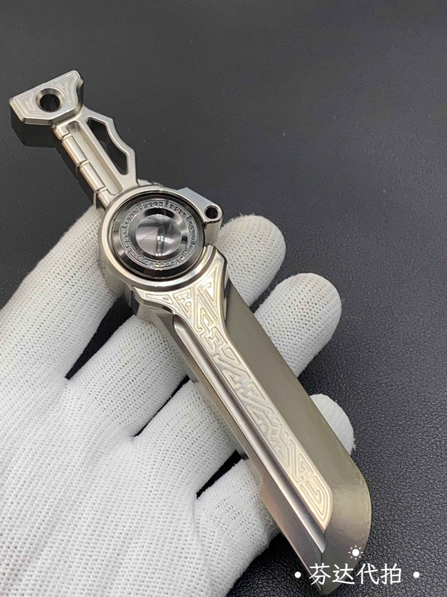 WANWU KUNWU Compact Titanium