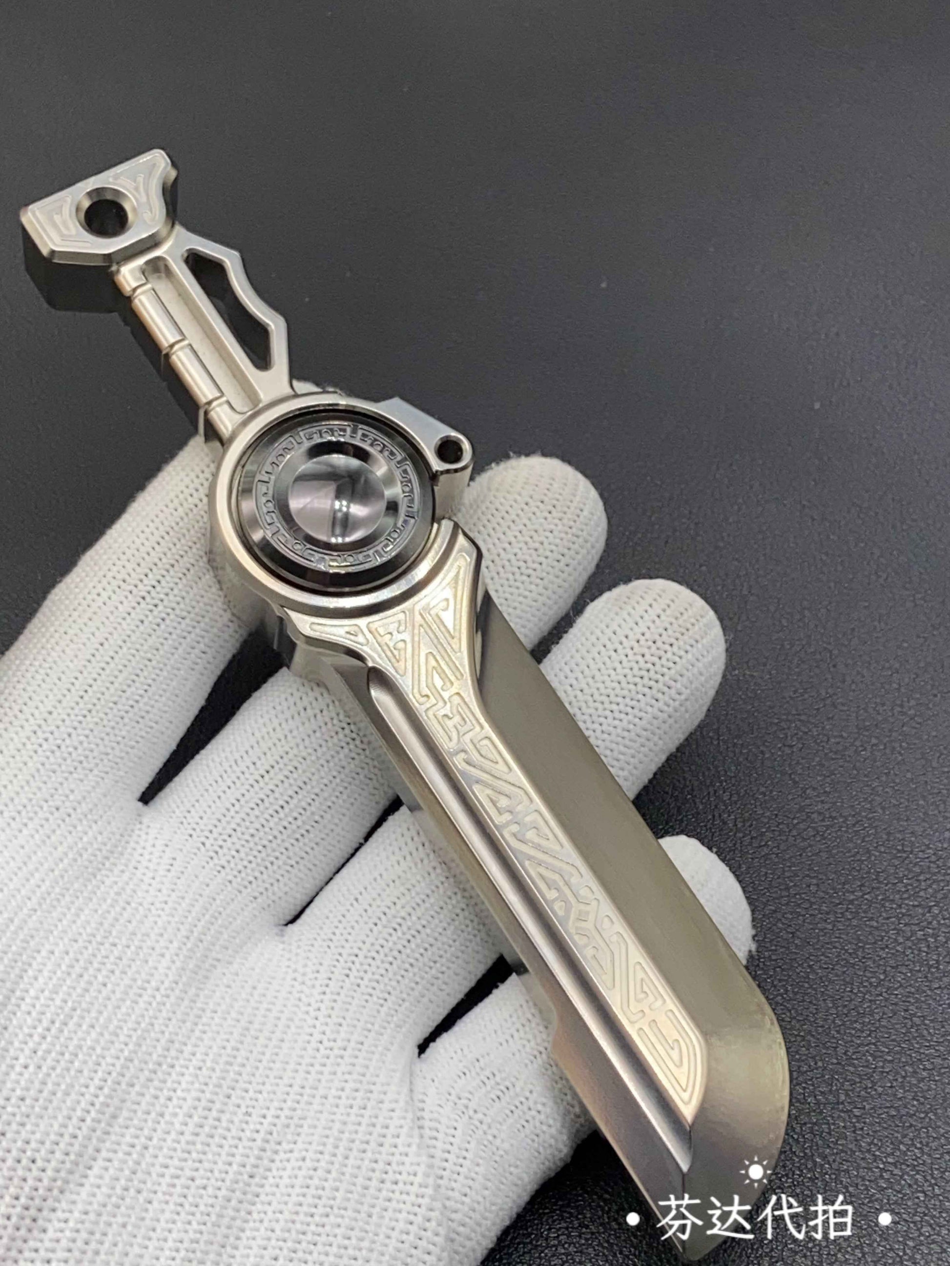 WANWU KUNWU Compact Titanium