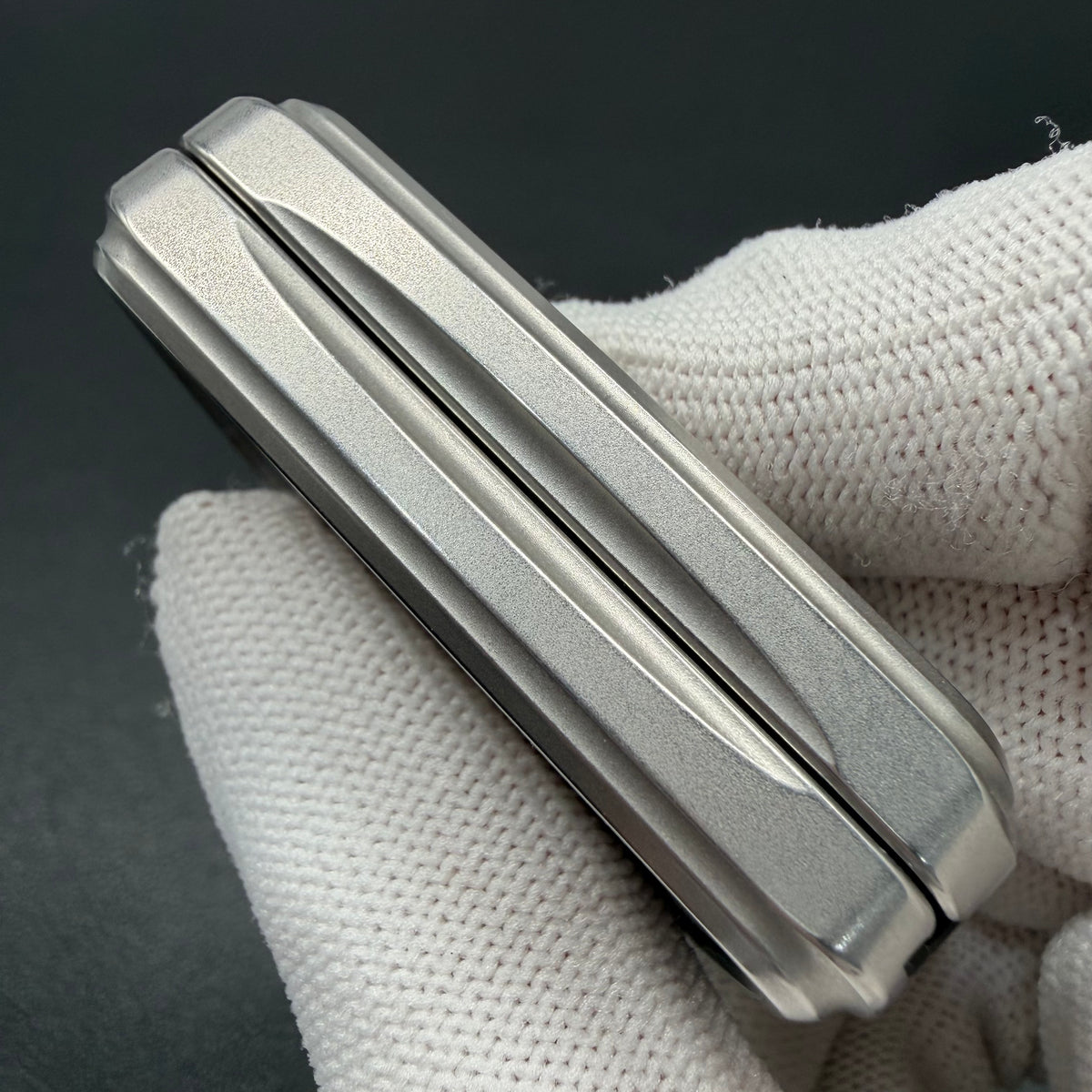 Wormhole Stainless Steel