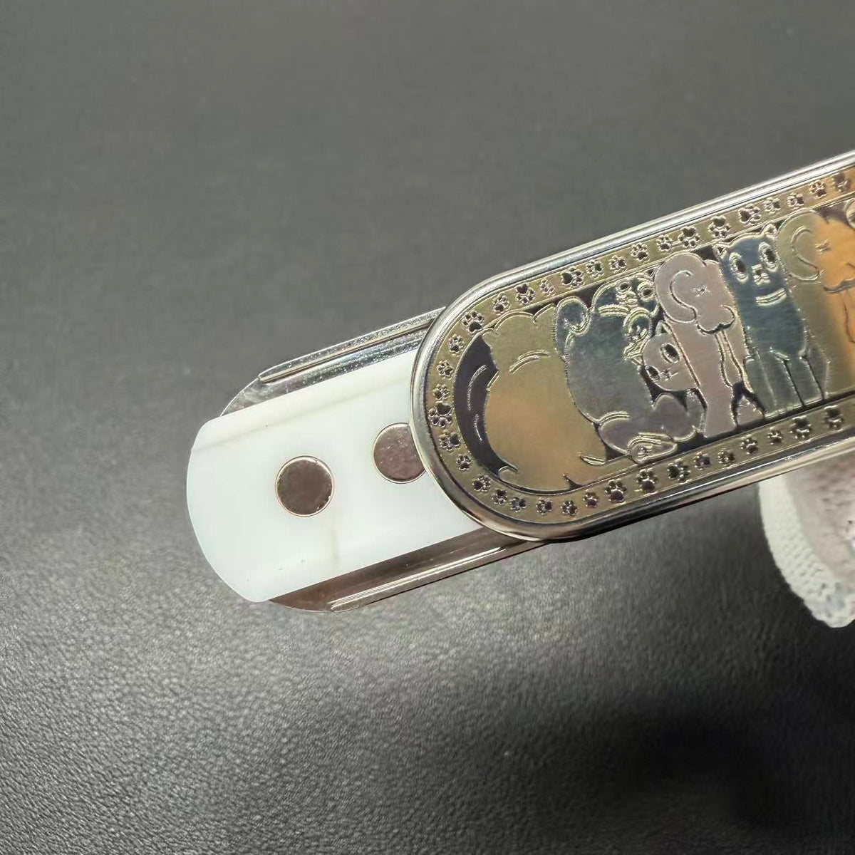 Ming Yin Titanium Engraved