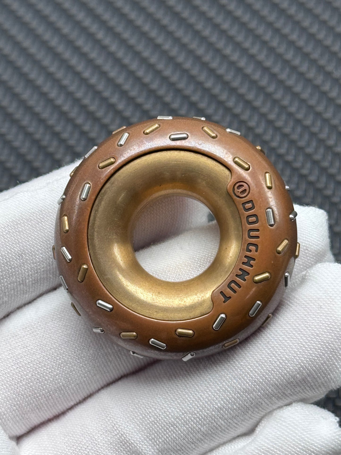LAUTIE Doughnut urban Brass