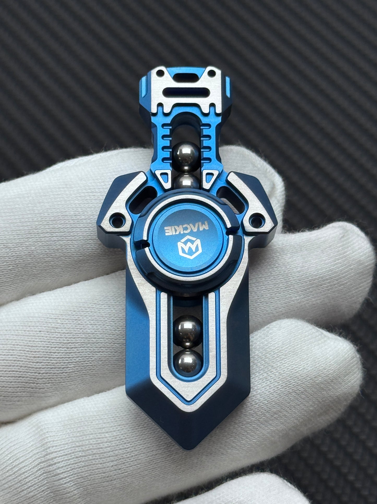 Greatsword Titanium Limited Edition