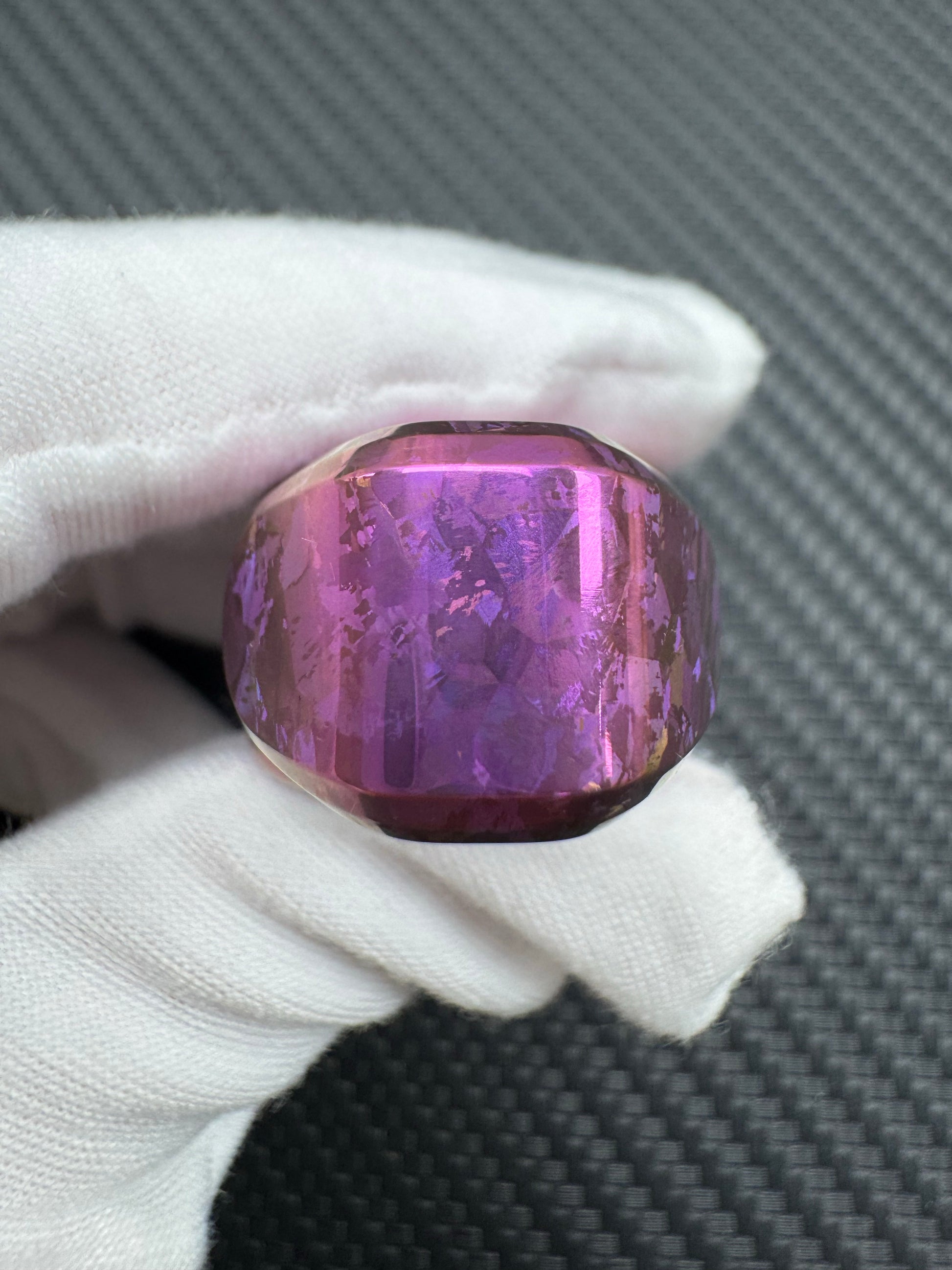 Pan Yixian Crystallized Titanium