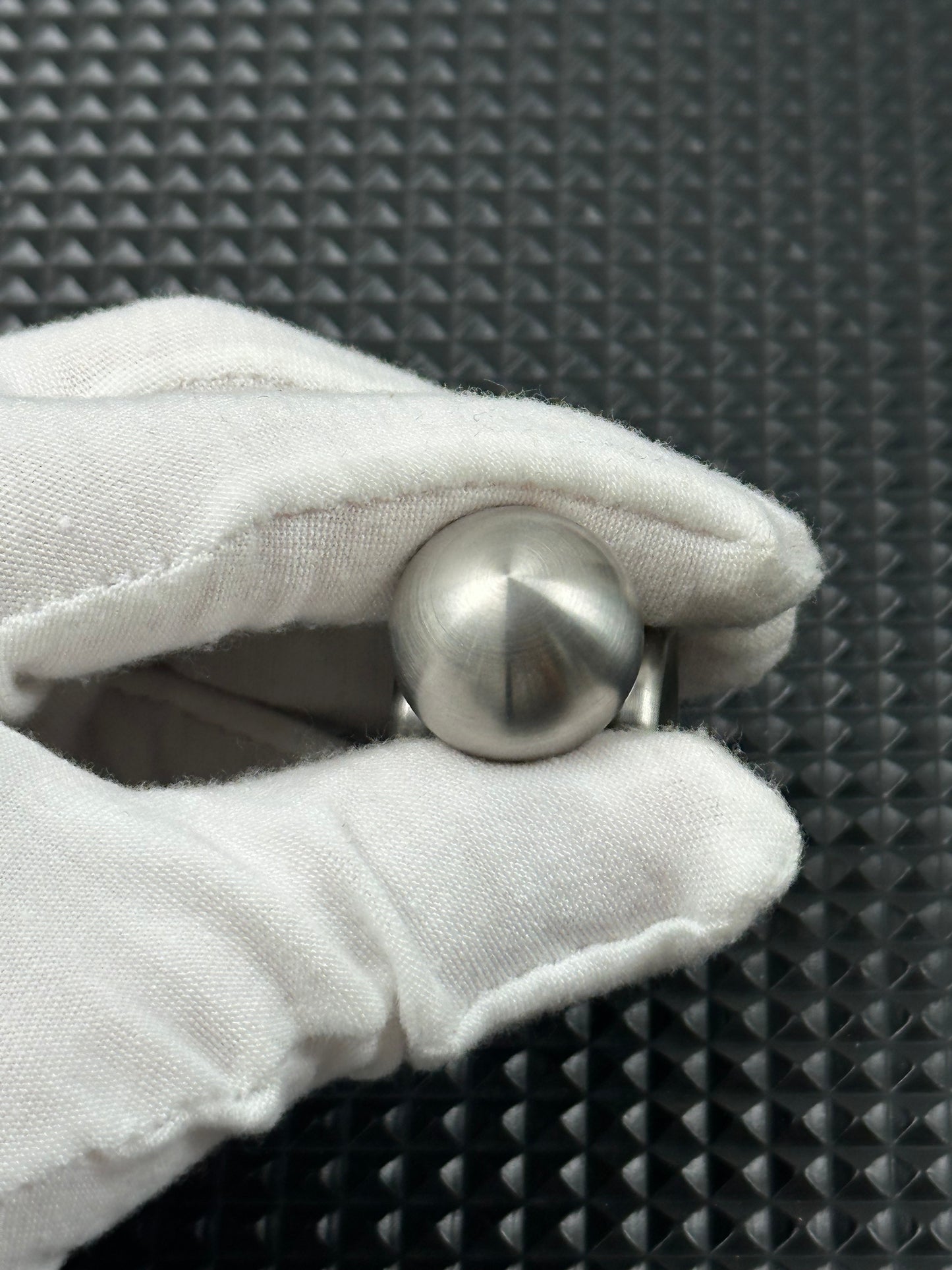 Katla Titanium
