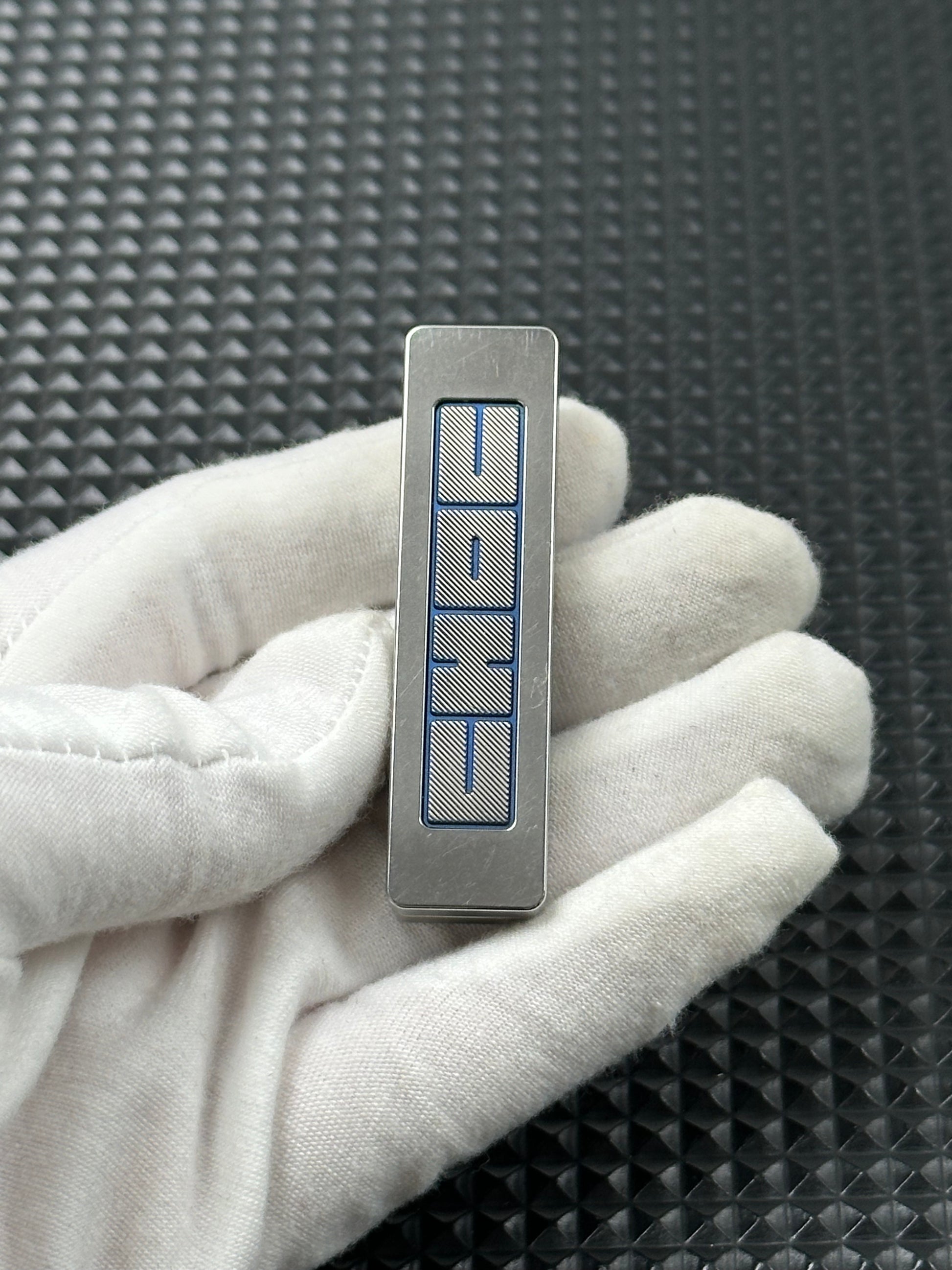 Choc Titanium