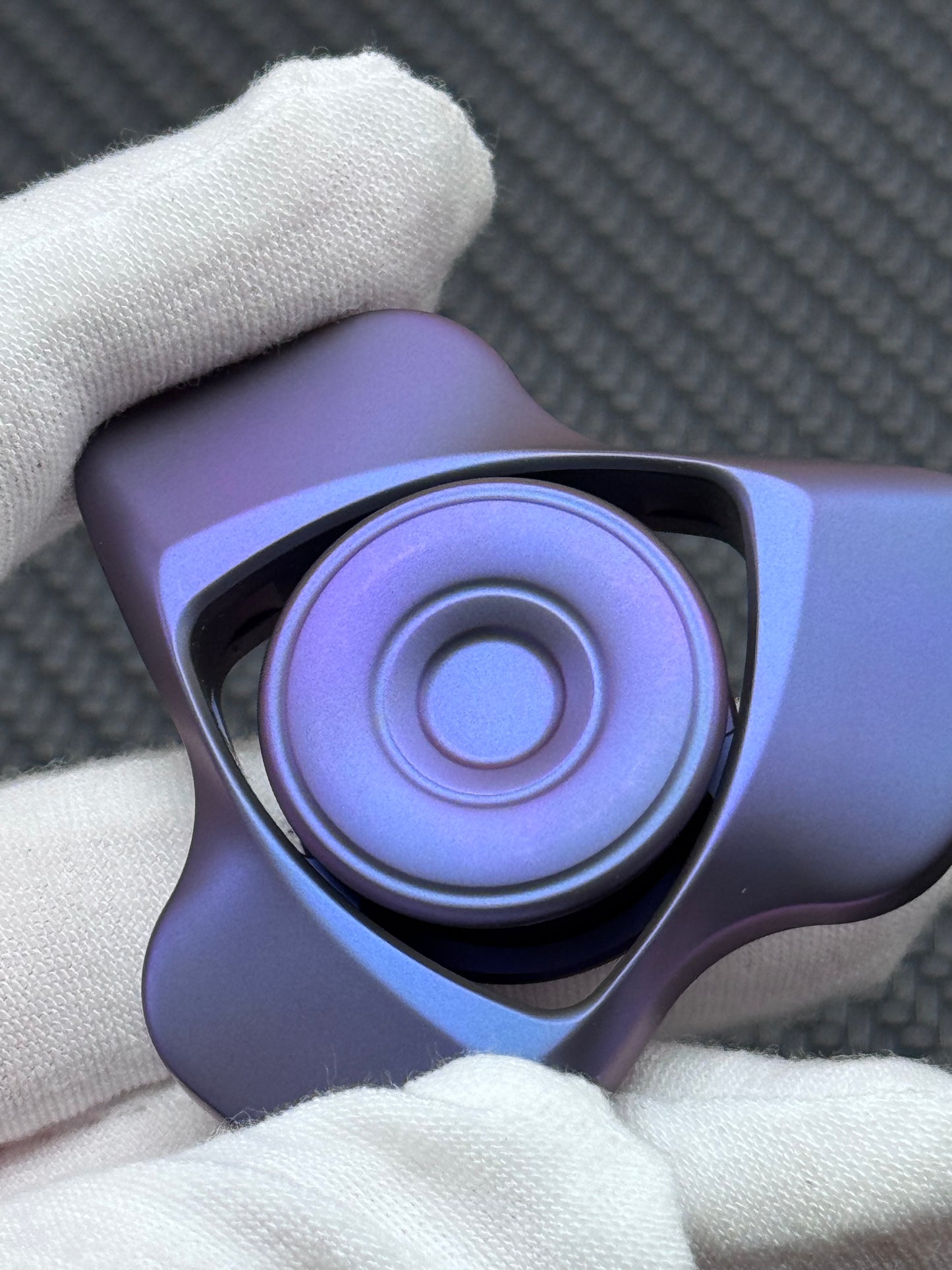 Phantom Dual Leaf Zirconium
