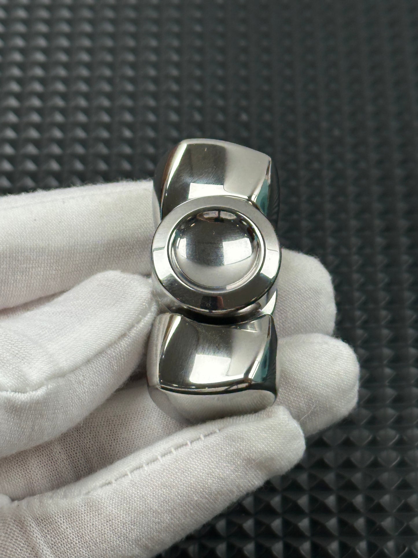 Zhen Stainless Steel
