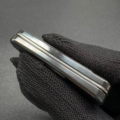 Snake Zirconium