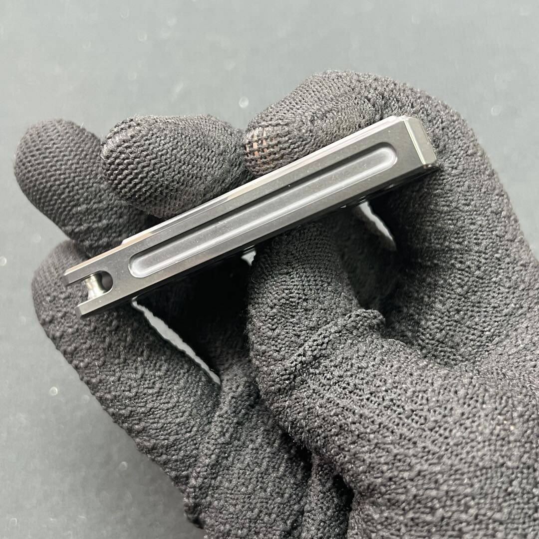 Quirky Ruler Zirconium