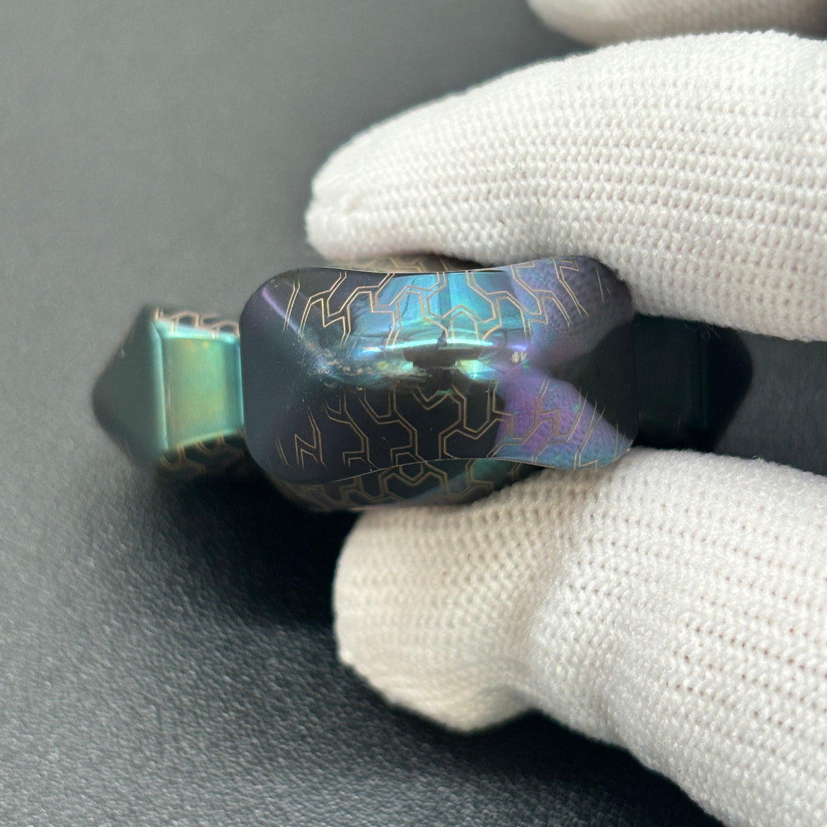 Feather Zirconium Oil Slick