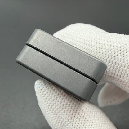 Mute Zirconium
