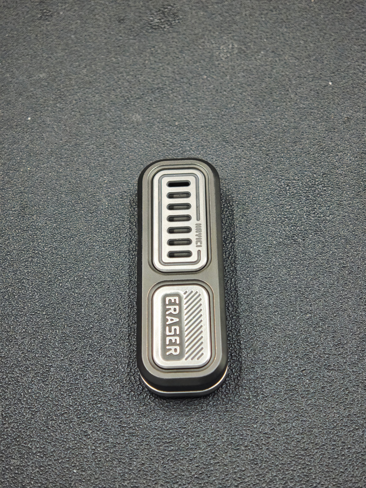 Eraser Titanium