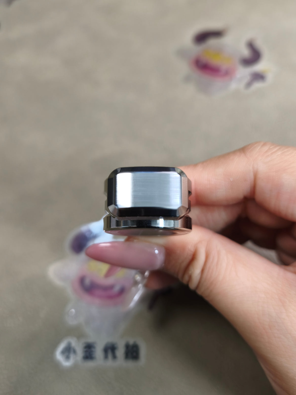 Floating Shadow Stainless Steel Limited 18