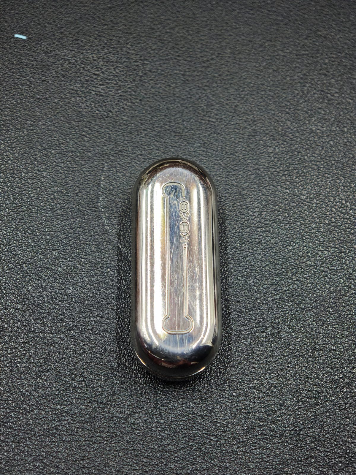 Floating Cloud Titanium