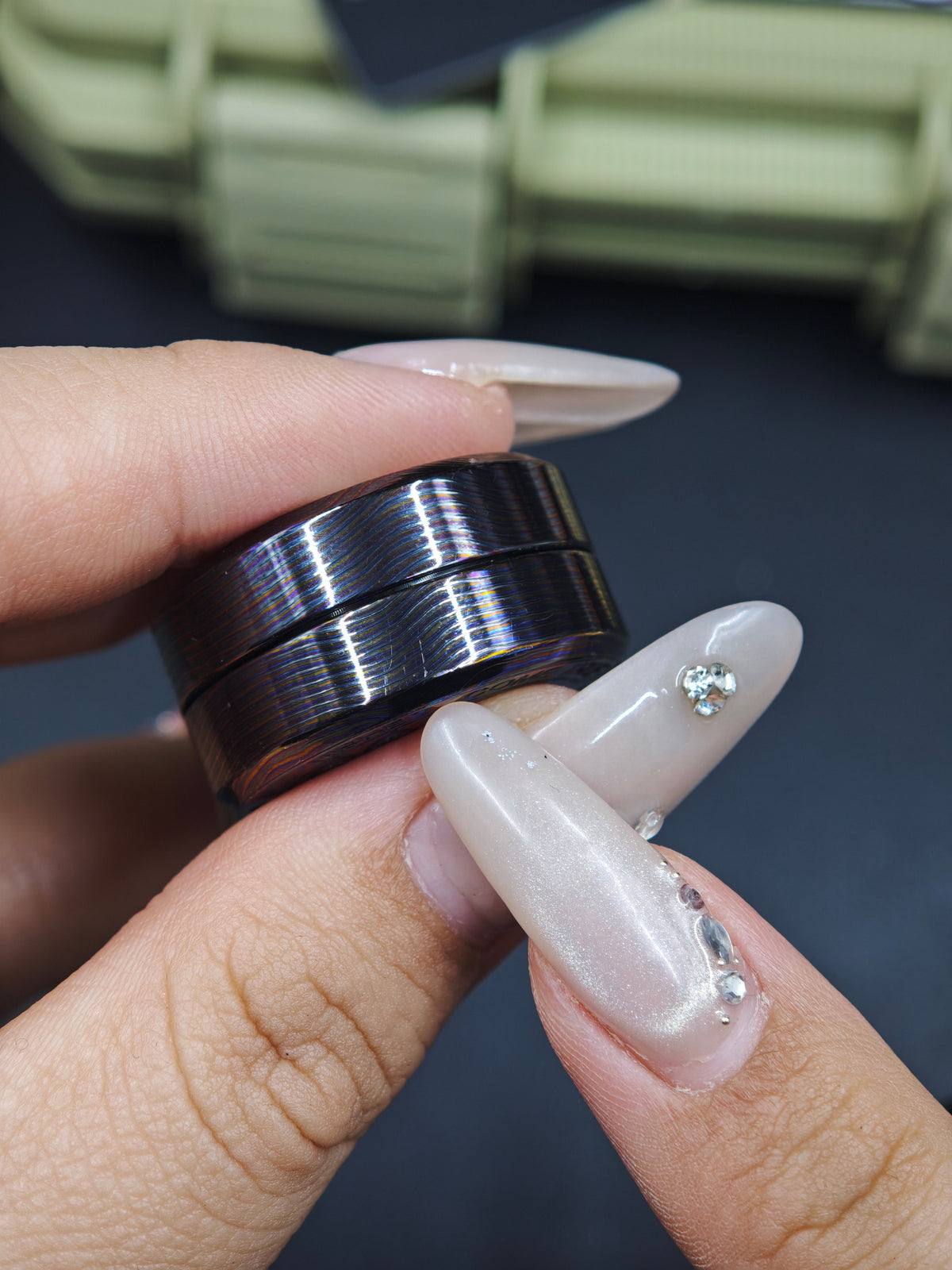 F2.9 Zircuti
