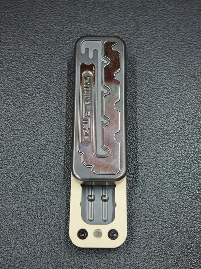 Snake Zirconium