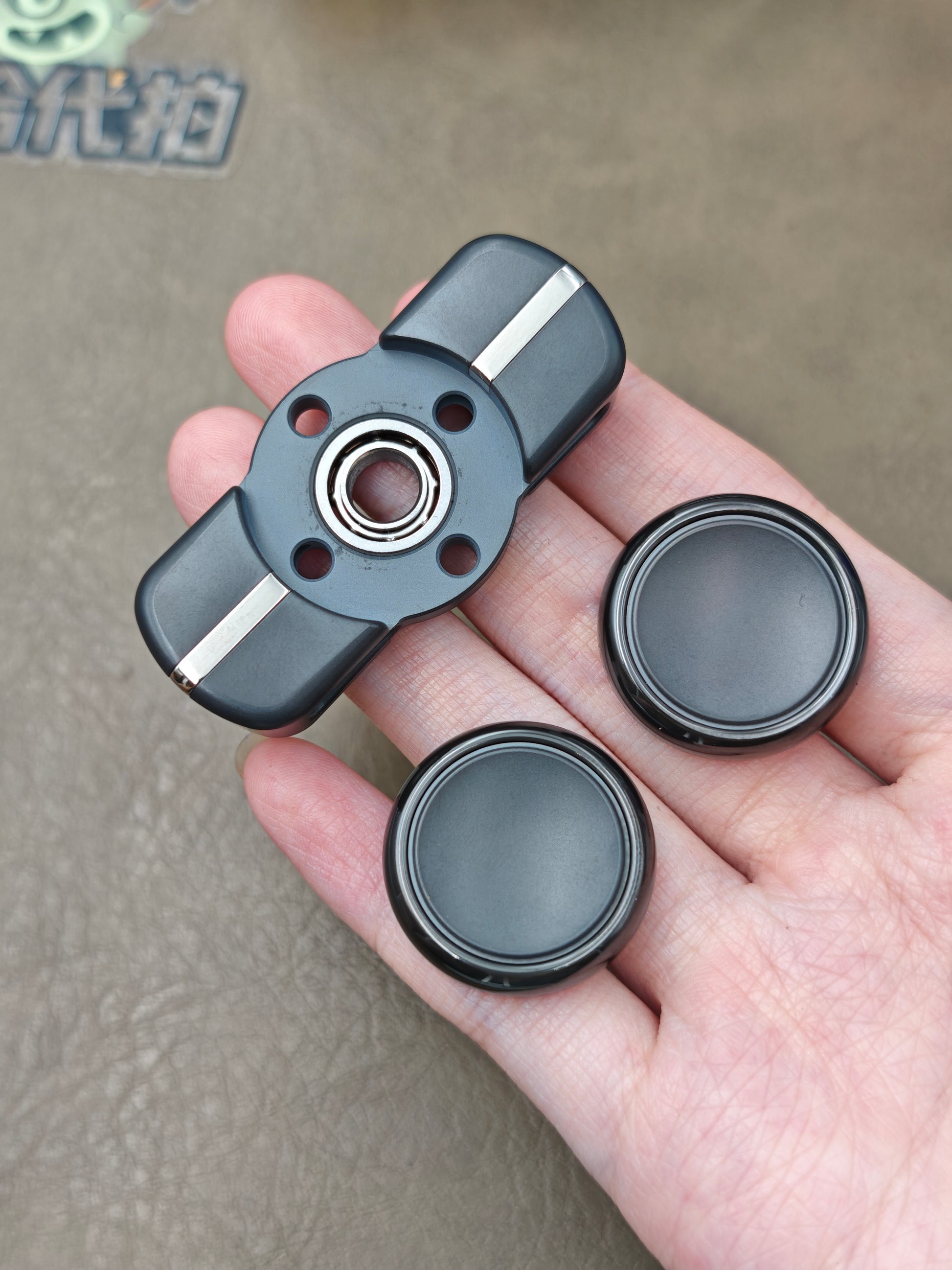 Floating Shadow Max Zirconium