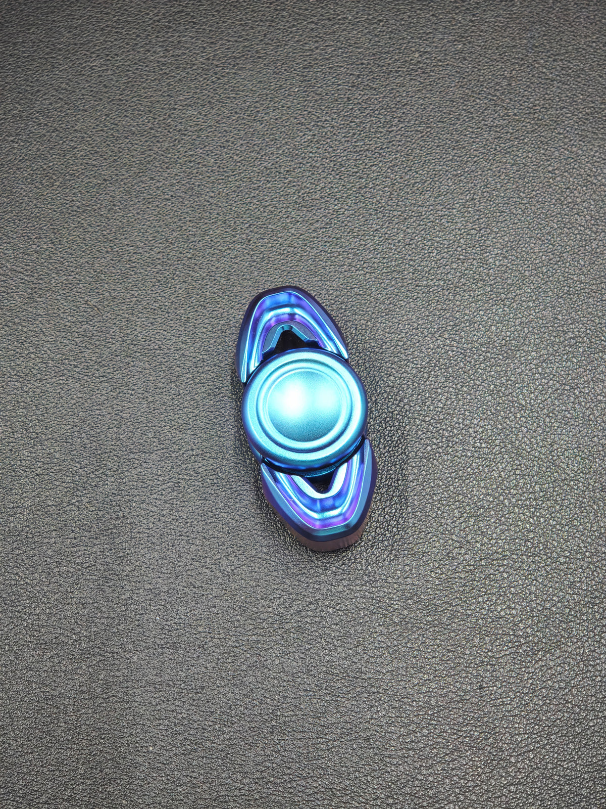 Pan Yixian Zirconium