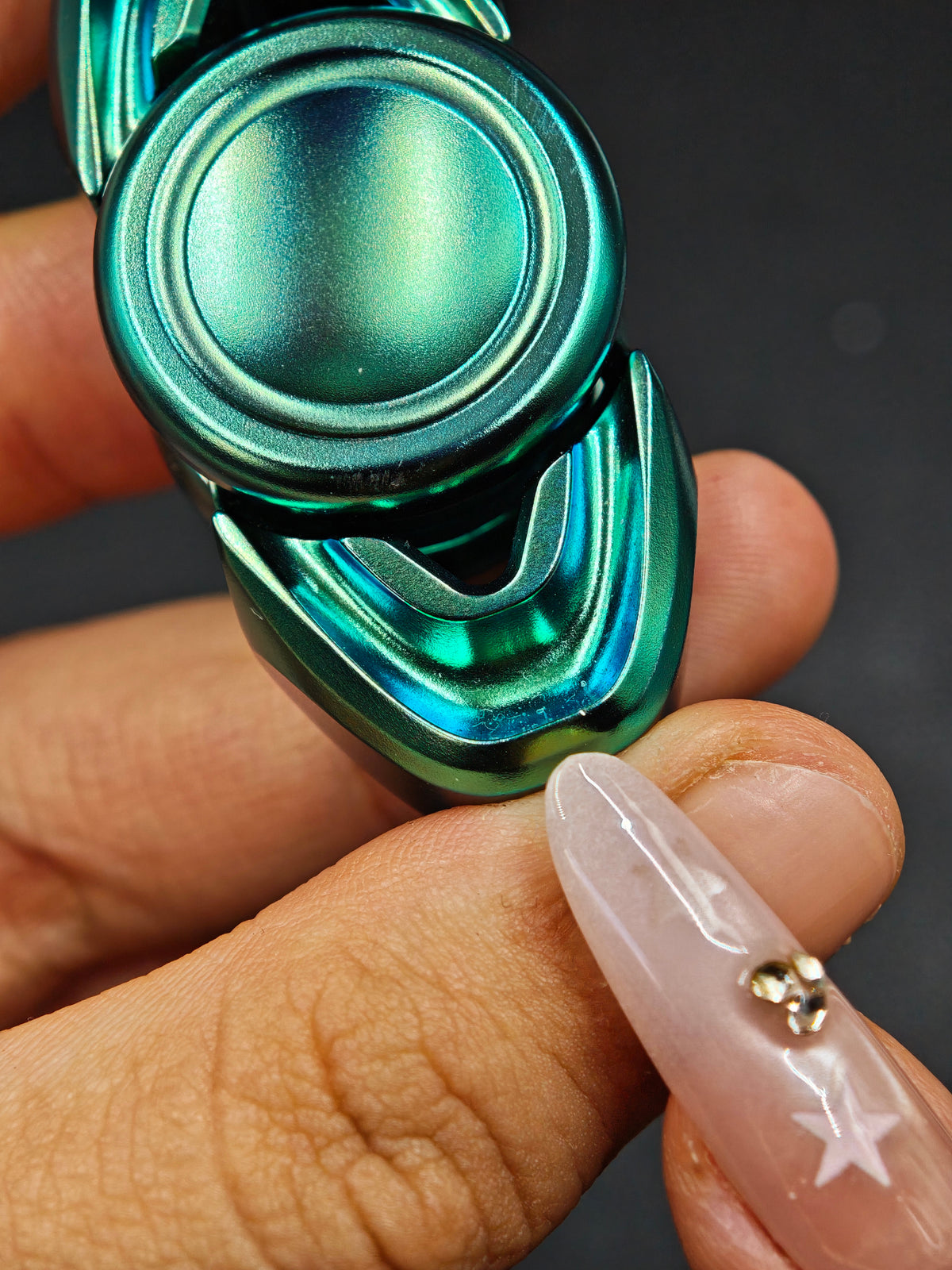 Pan Yixian Zirconium