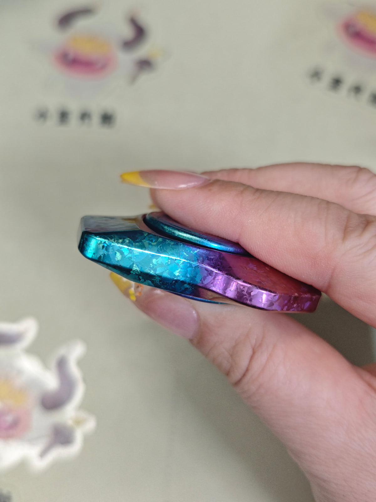 Phantom Dual Leaf Crystallized Titanium