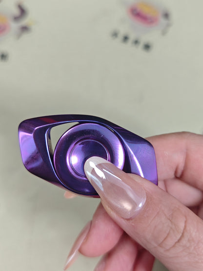 Mirror Eye Zirconium