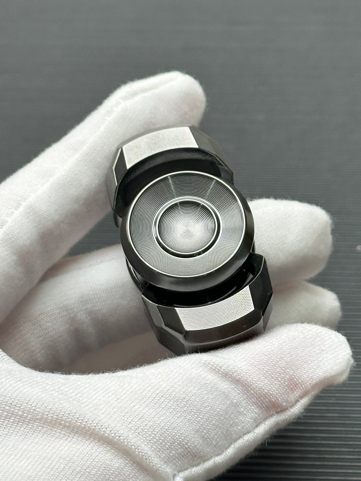 Whisper Duo Zirconium Polished