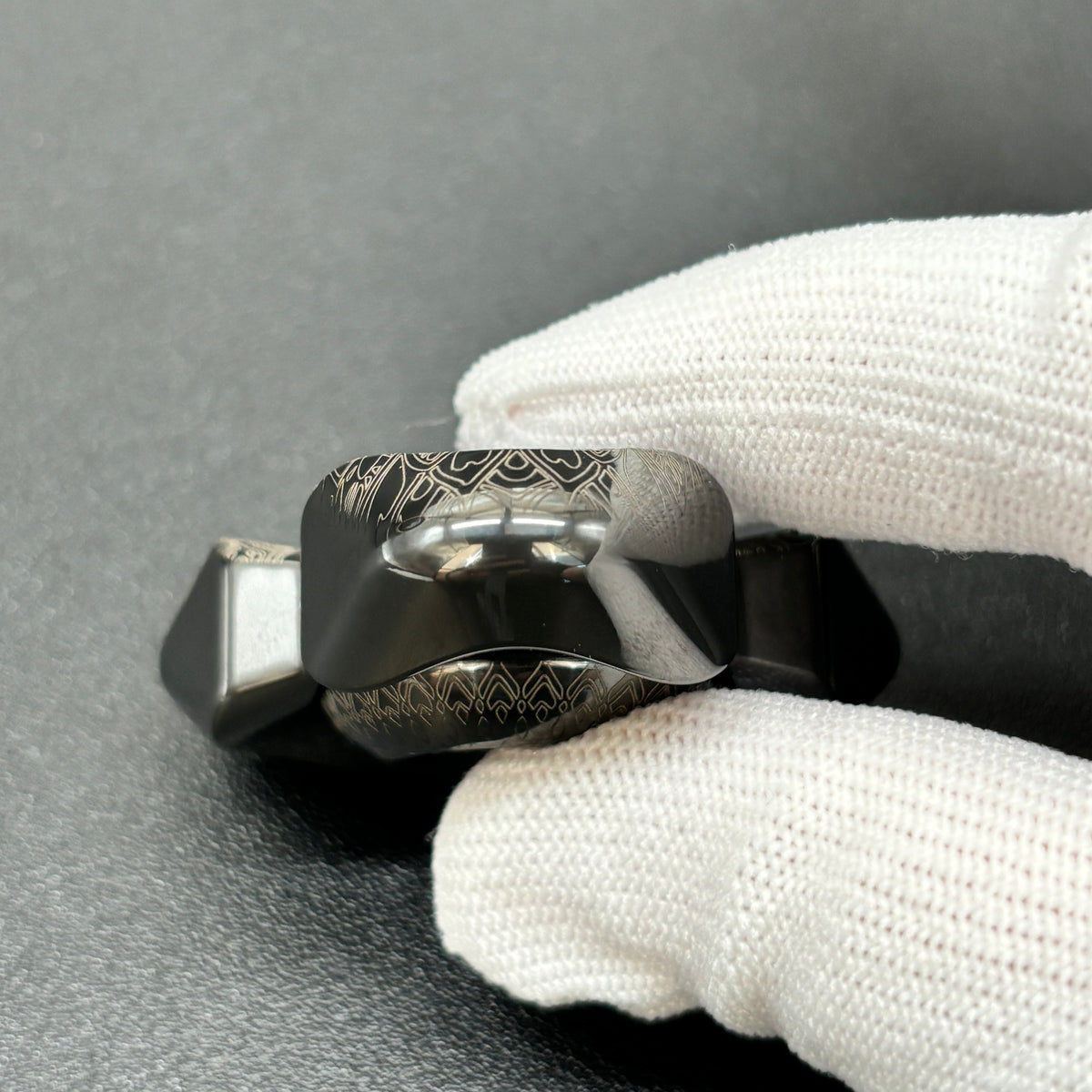 Feather Zirconium Limited Edition