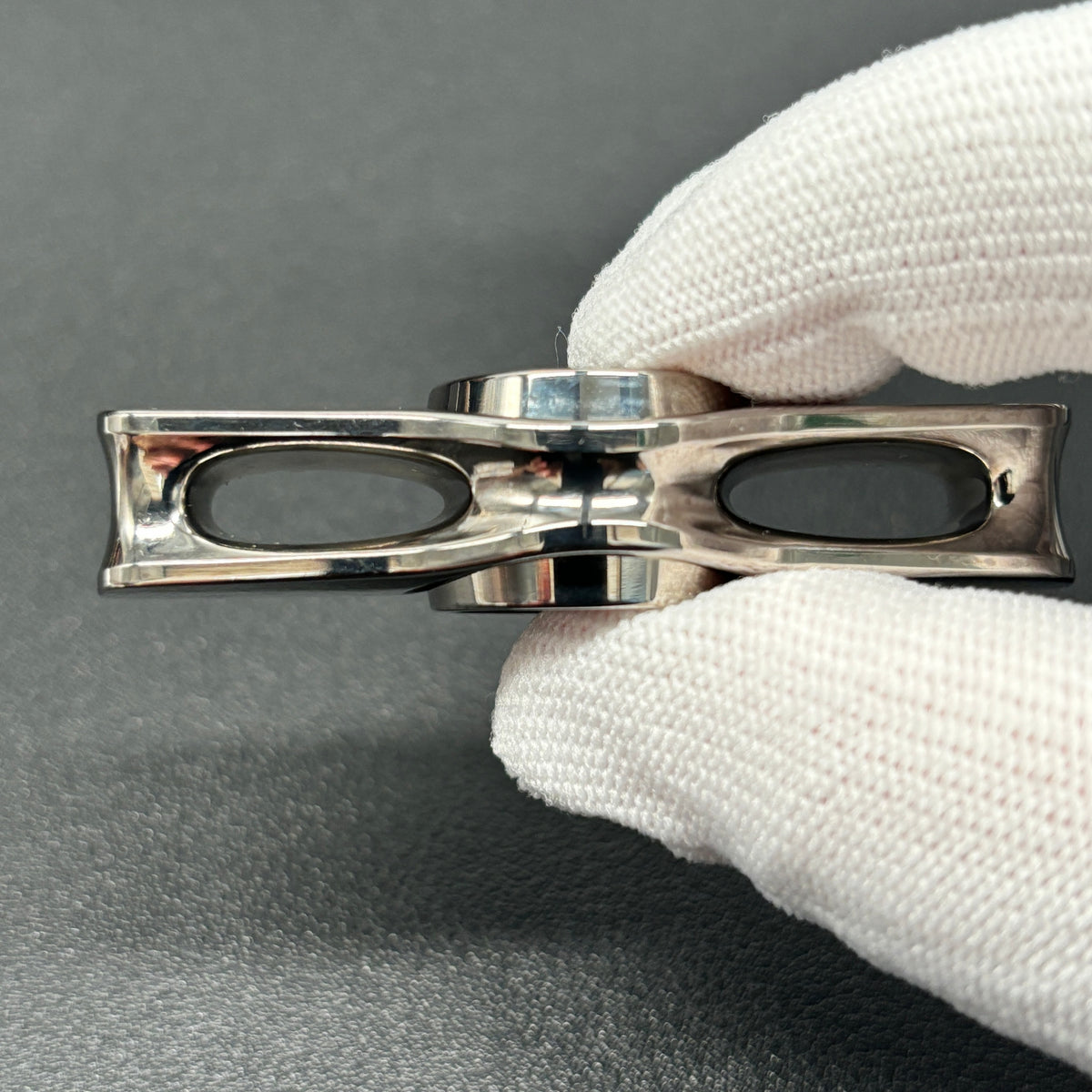Oumuamua Premium & Buckle Titanium Polished
