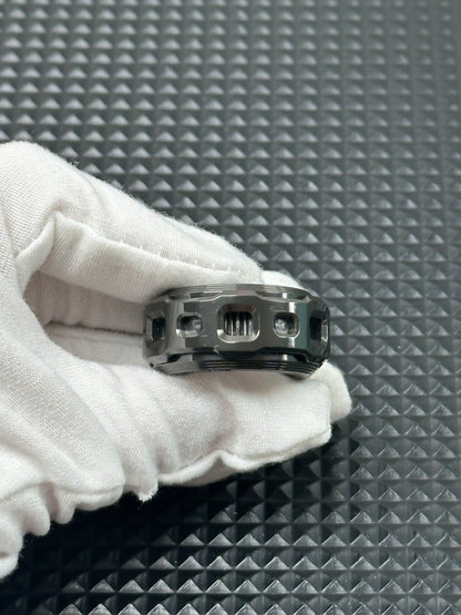 Shadow Raider Ratchet Zirconium